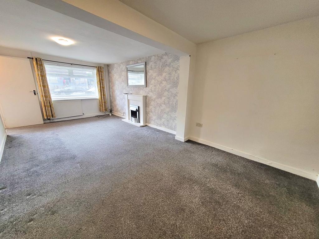 HIGH STREET, KENFIG HILL, CF33 6DU 3 bed terraced house for sale £139,000