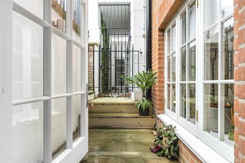 2 bedroom duplex to rent, Kidderpore Avenue, Hampstead Manor, London, NW3