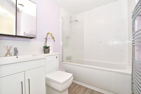 61 Heron Way, Wallington, SM6 9DX