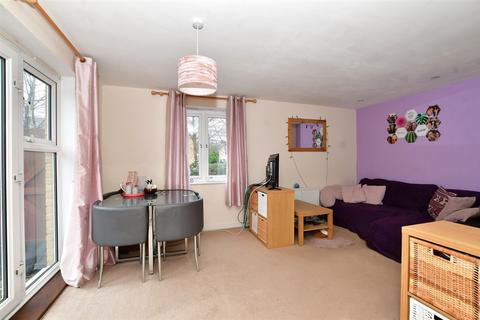 61 Heron Way, Wallington, SM6 9DX