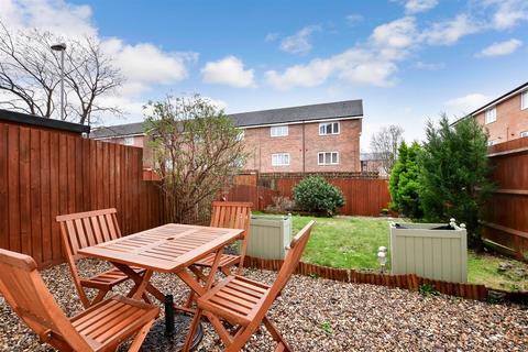 61 Heron Way, Wallington, SM6 9DX