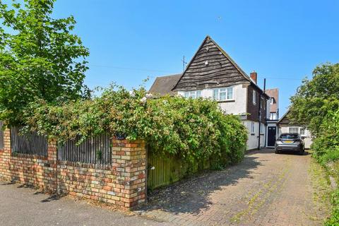 5 bedroom detached house for sale, Beltinge Road, Herne Bay