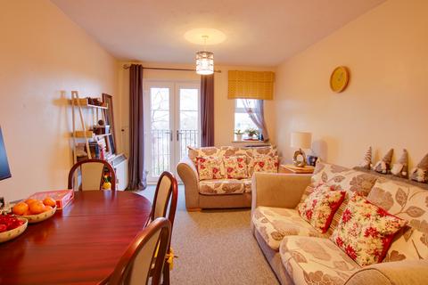 1 bedroom flat for sale - SHOLING! NO CHAIN! LONG LEASE! JULIET BALCONY!