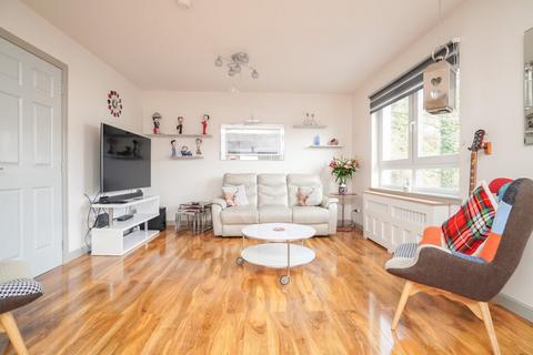 2 bedroom flat for sale, Littlemill Court, Bowling