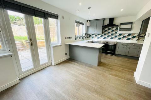 3 bedroom semi-detached house for sale, Redditch Road, Alvechurch, Birmingham