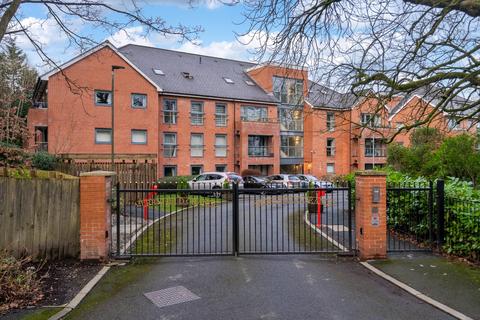 2 bedroom apartment for sale - Luxury 2 Bedroom Apartment with Private Balcony and Secure Parking in Merryfield Grange, Bolton BL1
