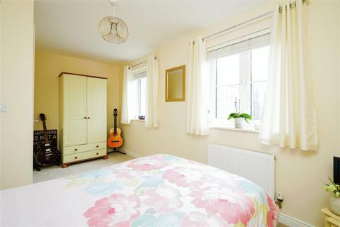 46 Ashcombe Crescent, Witney, OX28 6GL