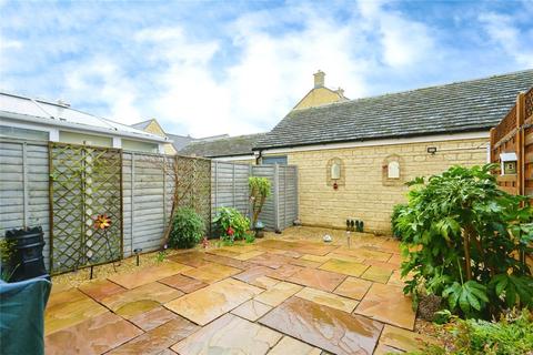 46 Ashcombe Crescent, Witney, OX28 6GL