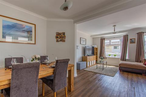 10 Brachdy Lane, Rumney, Cardiff, CF3 3AS