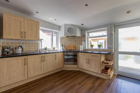 10 Brachdy Lane, Rumney, Cardiff, CF3 3AS