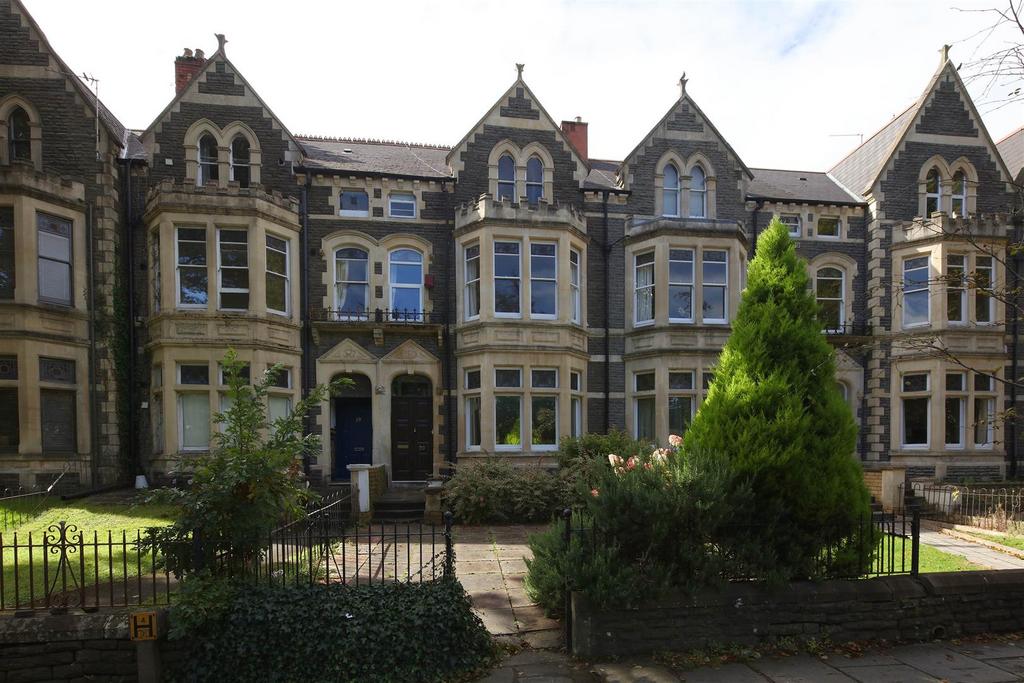 2,20 Ninian Rd 4865.JPG