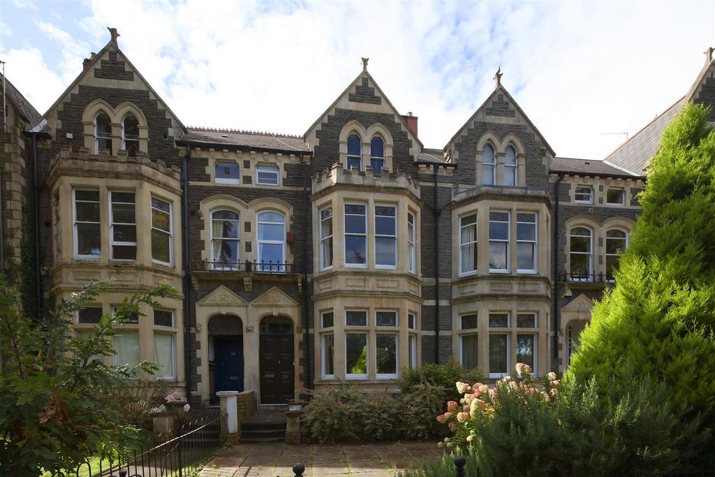 2,20 Ninian Rd 4870.JPG