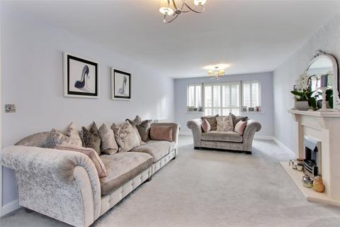 26 Bradbrook Drive, Longfield, DA3 7BF
