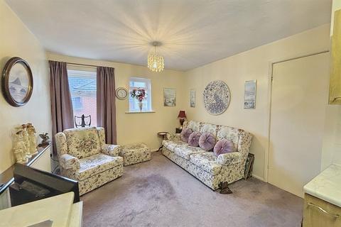 2 bedroom flat for sale, Weymouth