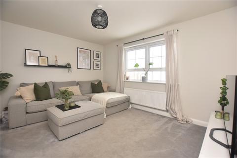 14 Carson Grove, Morley, Leeds, LS27 0GE