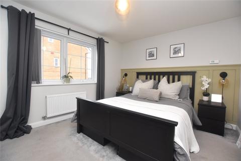 14 Carson Grove, Morley, Leeds, LS27 0GE