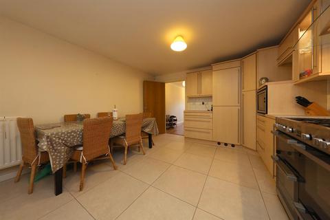 9 Doe Close, Penylan, Cardiff, CF23 9HJ