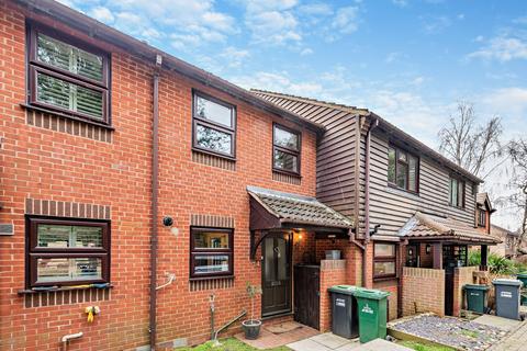 14 The Willows, Mill End, Rickmansworth, WD3 8YY