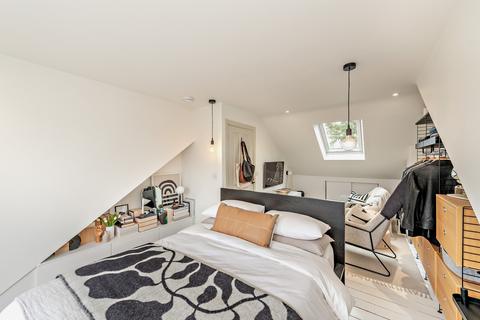 14 The Willows, Mill End, Rickmansworth, WD3 8YY
