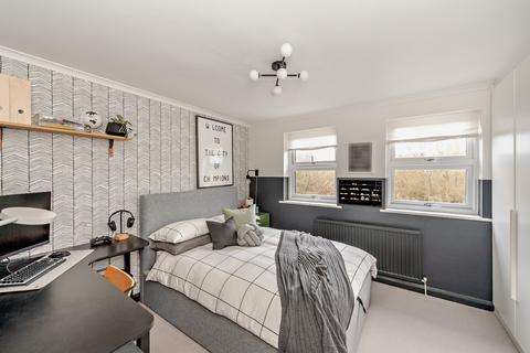 14 The Willows, Mill End, Rickmansworth, WD3 8YY