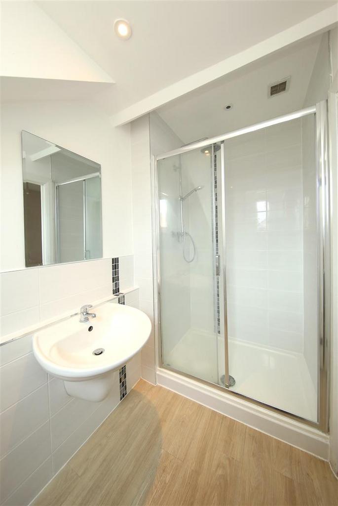 F3, Piercefield Pl. 5090.JPG
