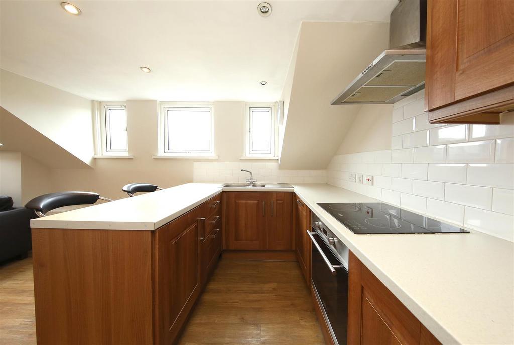 F3, Piercefield Pl. 5071.JPG