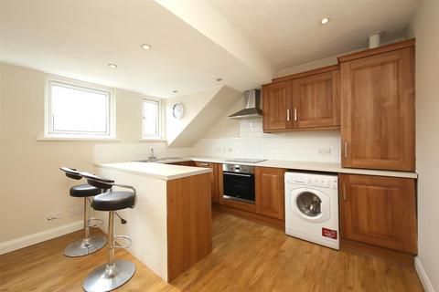 Flat 3, 1 Piercefield Place, Cardiff, CF24 0LD