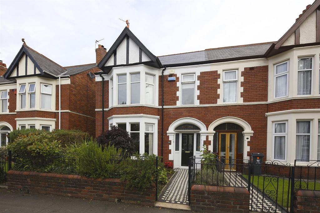 24 Axminster Rd 4102.JPG