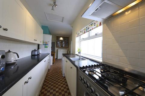 24 Axminster Road, Cardiff, CF23 5AR