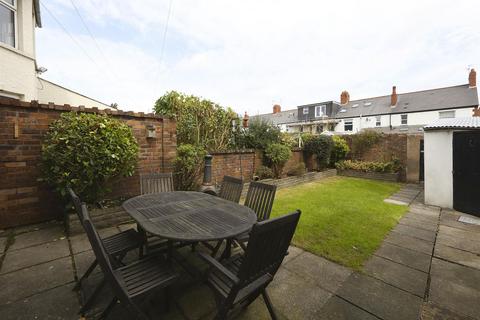 24 Axminster Road, Cardiff, CF23 5AR