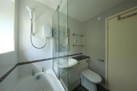 71b Celyn Avenue, Cardiff, CF23 6EB