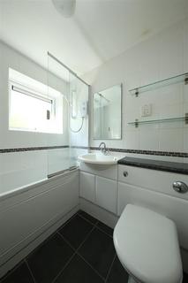 71b Celyn Avenue, Cardiff, CF23 6EB