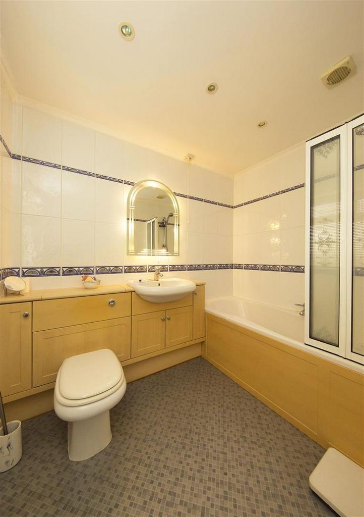 12 Llyn Close 1795.jpg