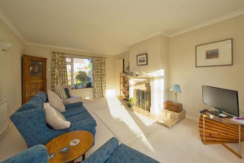 12 Llyn Close, Cardiff, CF23 6LG