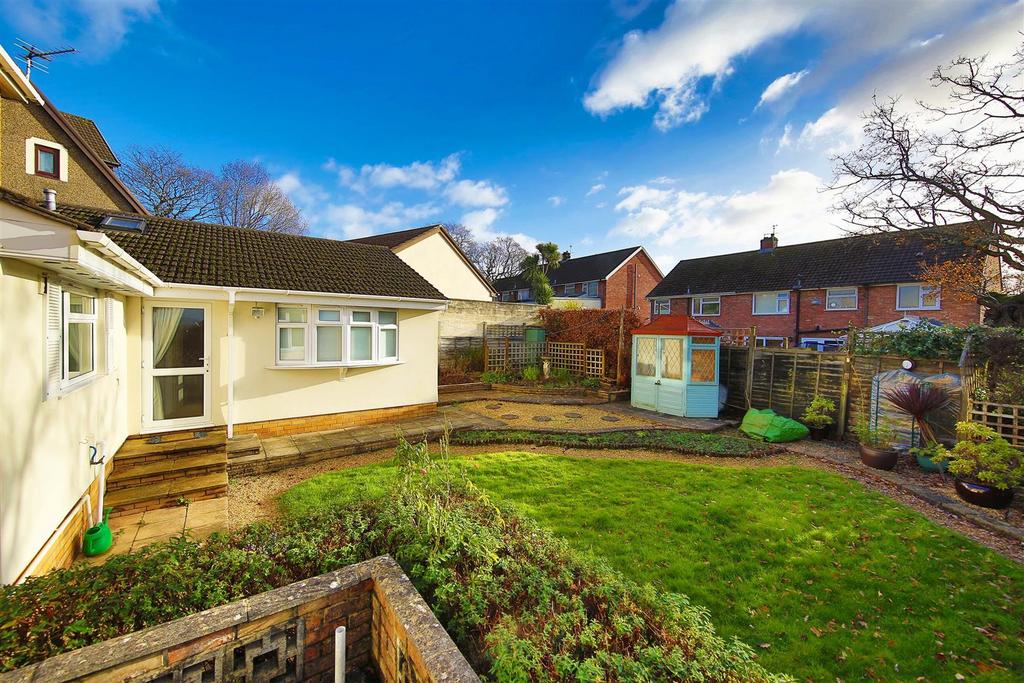 12 Llyn Close 1748.jpg