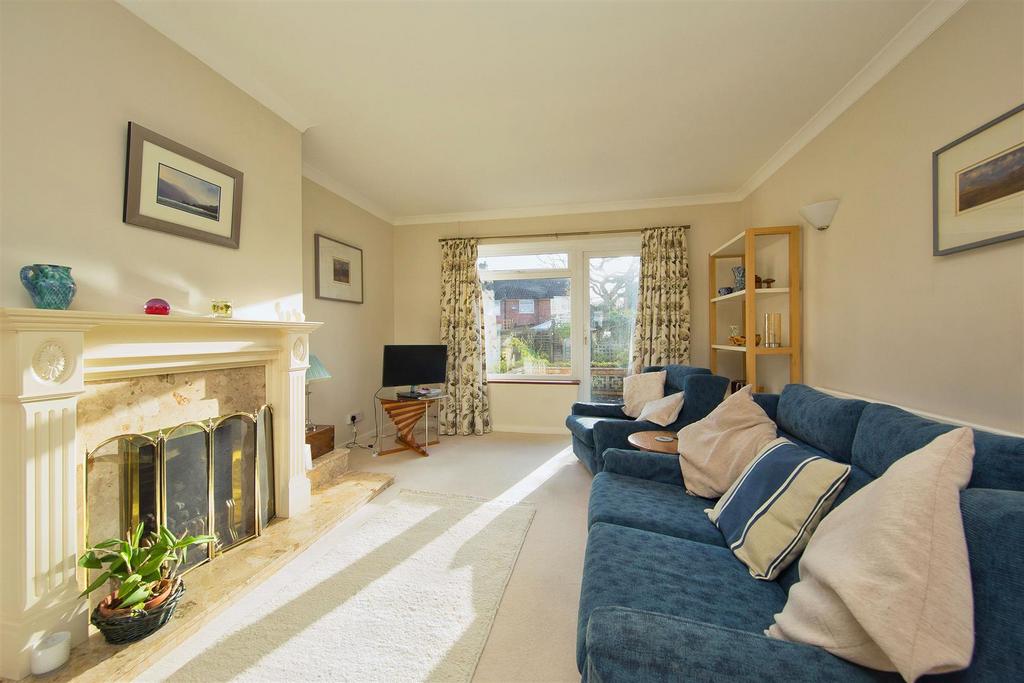 12 Llyn Close 1754.jpg