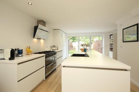30 Doe Close, Penylan, Cardiff, CF23 9HJ