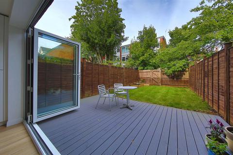 30 Doe Close, Penylan, Cardiff, CF23 9HJ