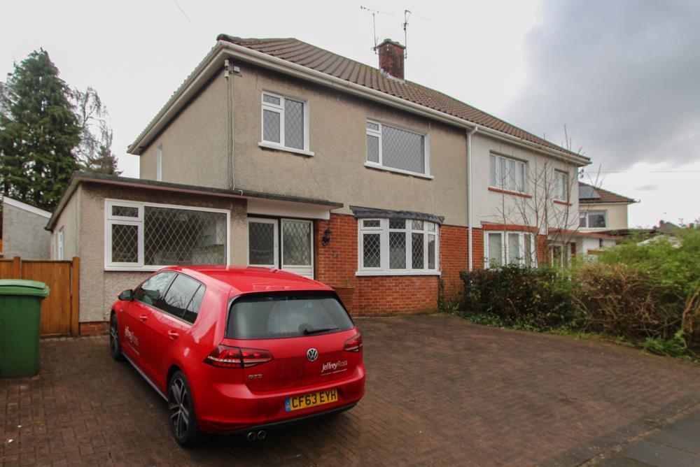 28 Brandreth Road LR-14.jpg