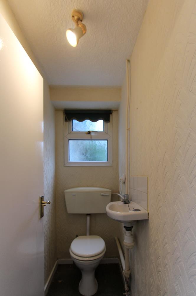 28 Brandreth Road LR-3.jpg