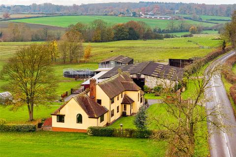 4 bedroom equestrian property for sale, Stowe, Buckingham, Buckinghamshire, MK18