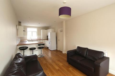 Flat 2, 1 Piercefield Place, Cardiff, CF24 0LD