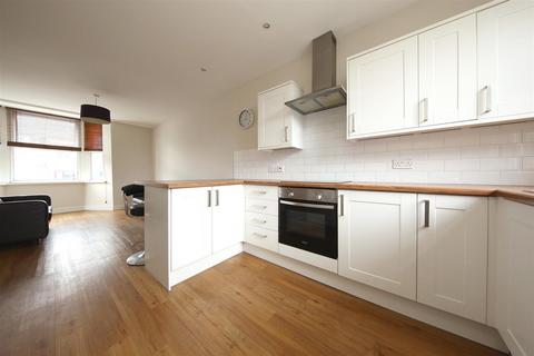 Flat 2, 1 Piercefield Place, Cardiff, CF24 0LD