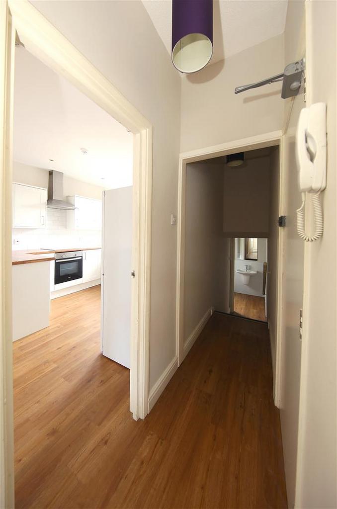 F2,1 Piercefield Pl. 5131.JPG