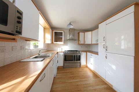 14 Doe Close, Penylan, Cardiff, CF23 9HJ
