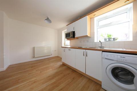 14 Doe Close, Penylan, Cardiff, CF23 9HJ