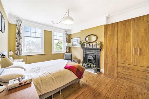 40 Heather Road, London, SE12 0UQ