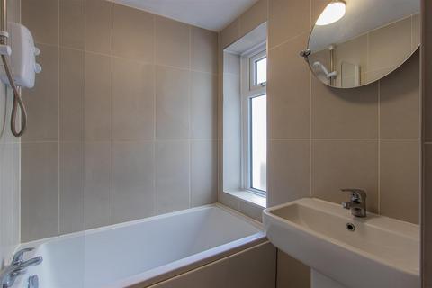 Flat 1, 10 Piercefield Place, Cardiff, CF24 0LD