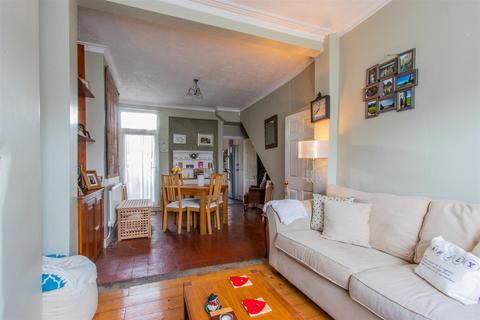 99 Brithdir Street, Cardiff, CF24 4LF
