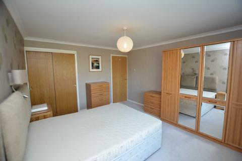 4 bedroom detached house to rent, Windmill Hill Drive, Milton Keynes MK3